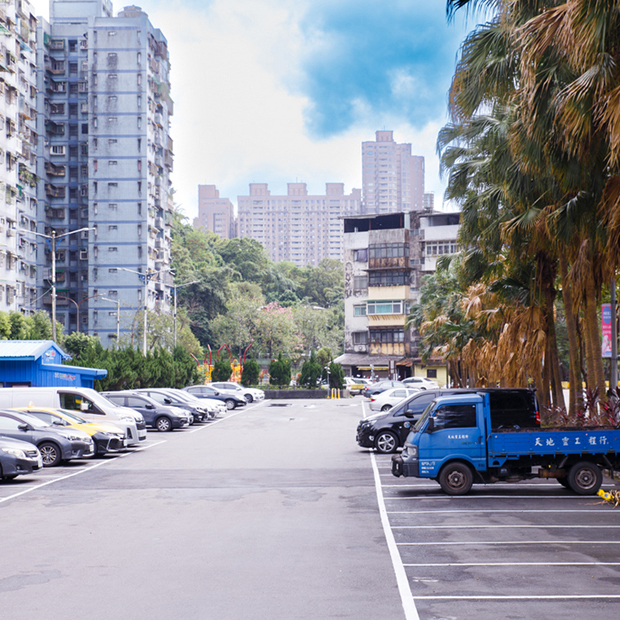 鶯歌石溪停車場