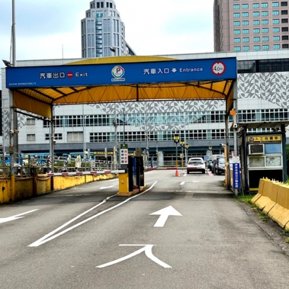板橋特專三停車場
