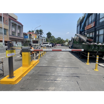 南投三塊厝平面停車場