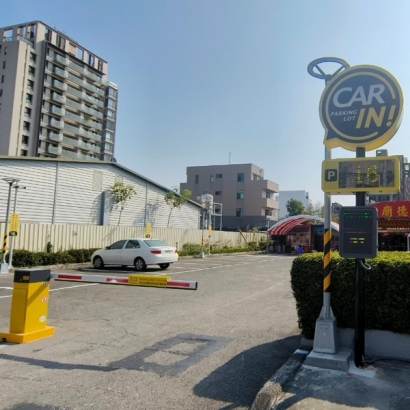 台中楓樹平面停車場