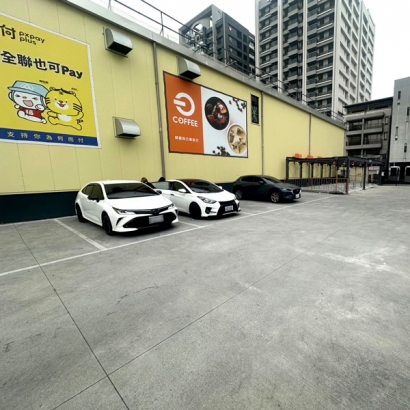 高雄鳳山全聯頂庄停車場