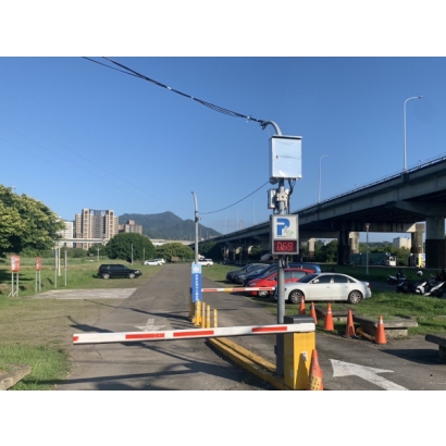 新北五股溼地停車場