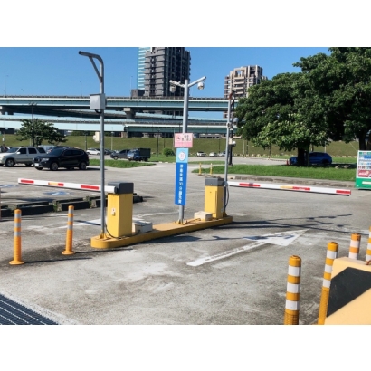 新北三重樂遊天地停車場