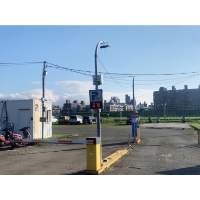 蘆洲微風運河第三平面停車場