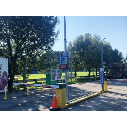 五股微風運河第五平面停車場