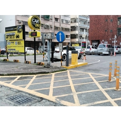 LINE_ALBUM_中光停車場_250227_5.jpg
