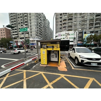 LINE_ALBUM_臥龍停車場_250221_4.jpg